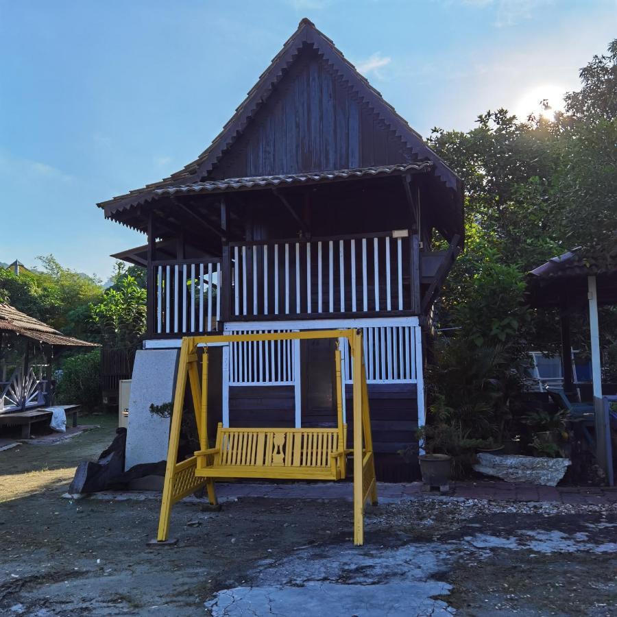 ホテルMykampung Chalet イポー エクステリア 写真